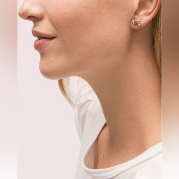 Kate Spade loves me knot studs - Picture 2 of 3